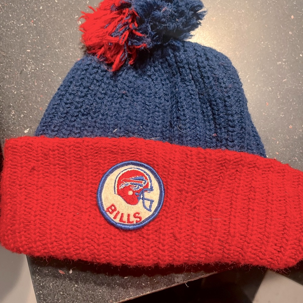 30+yr old Buffalo bills beanie